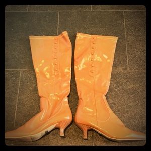Tan heeled boots